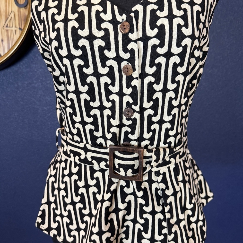 Monteau Black and Cream Geometric Belted Linen Blend Tank | Size Medium - Picture 2 of 8